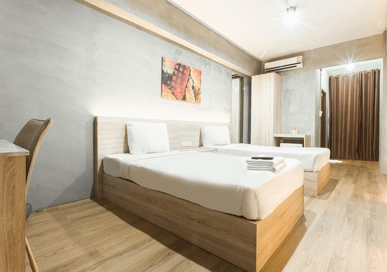 B2 Santitham Hotel Chiang Mai Exterior photo